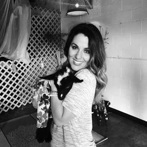 Meet your Posher, Whitney